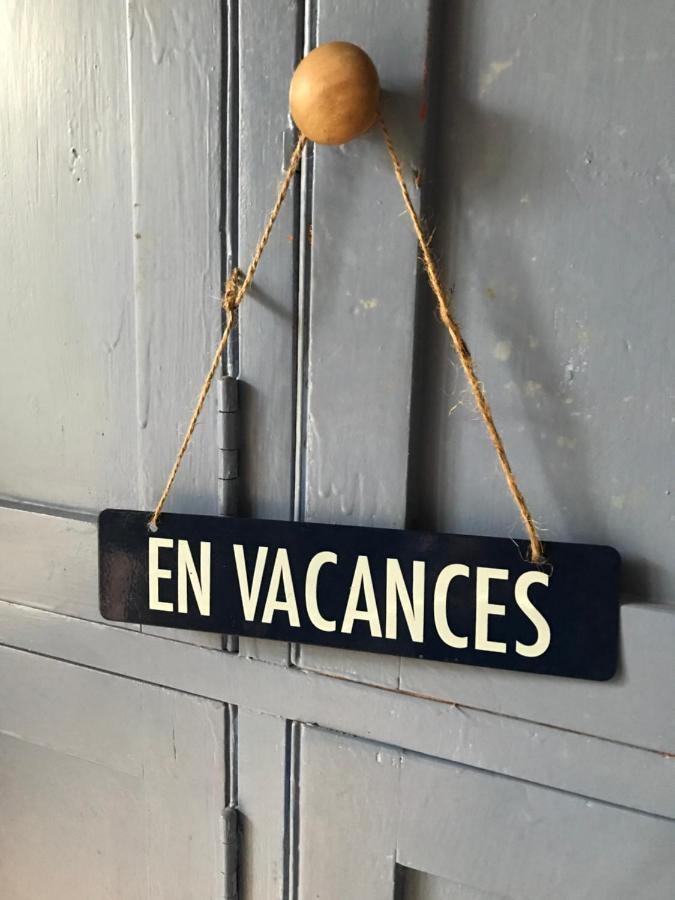 Vila Les Galineaux La Roquille Exteriér fotografie