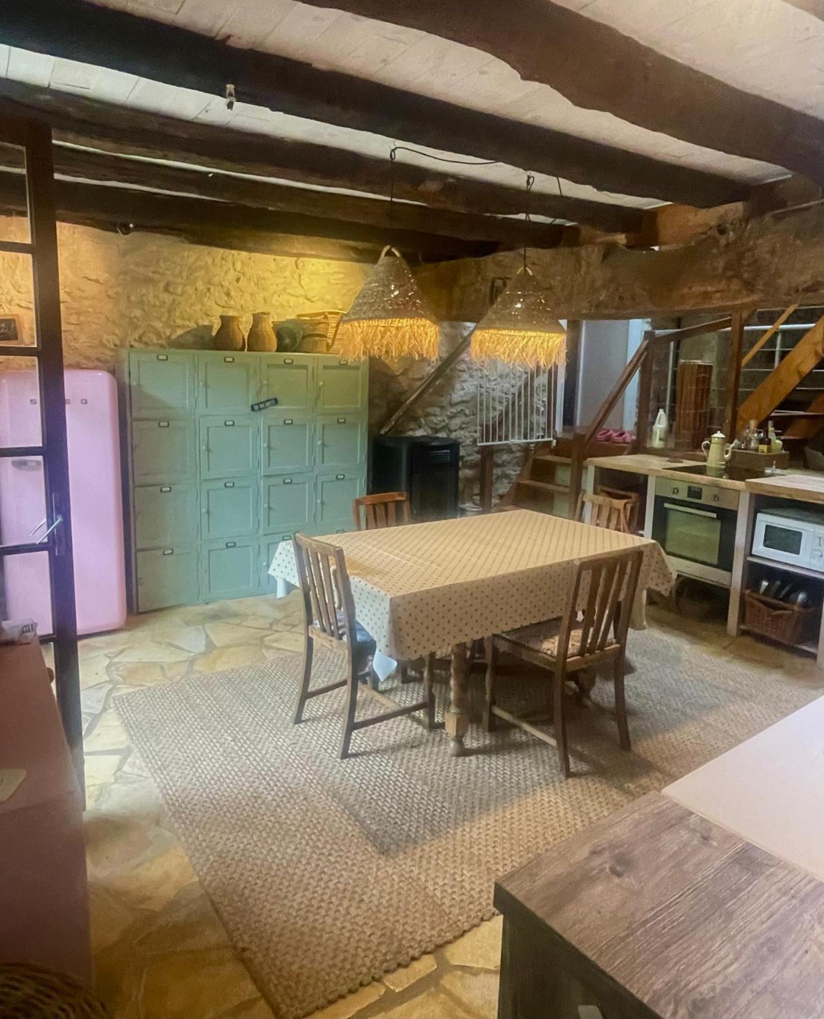 Vila Les Galineaux La Roquille Exteriér fotografie